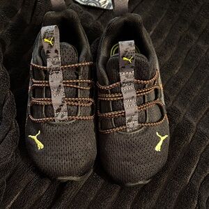 Puma Kids Black and Yellow Sneakers